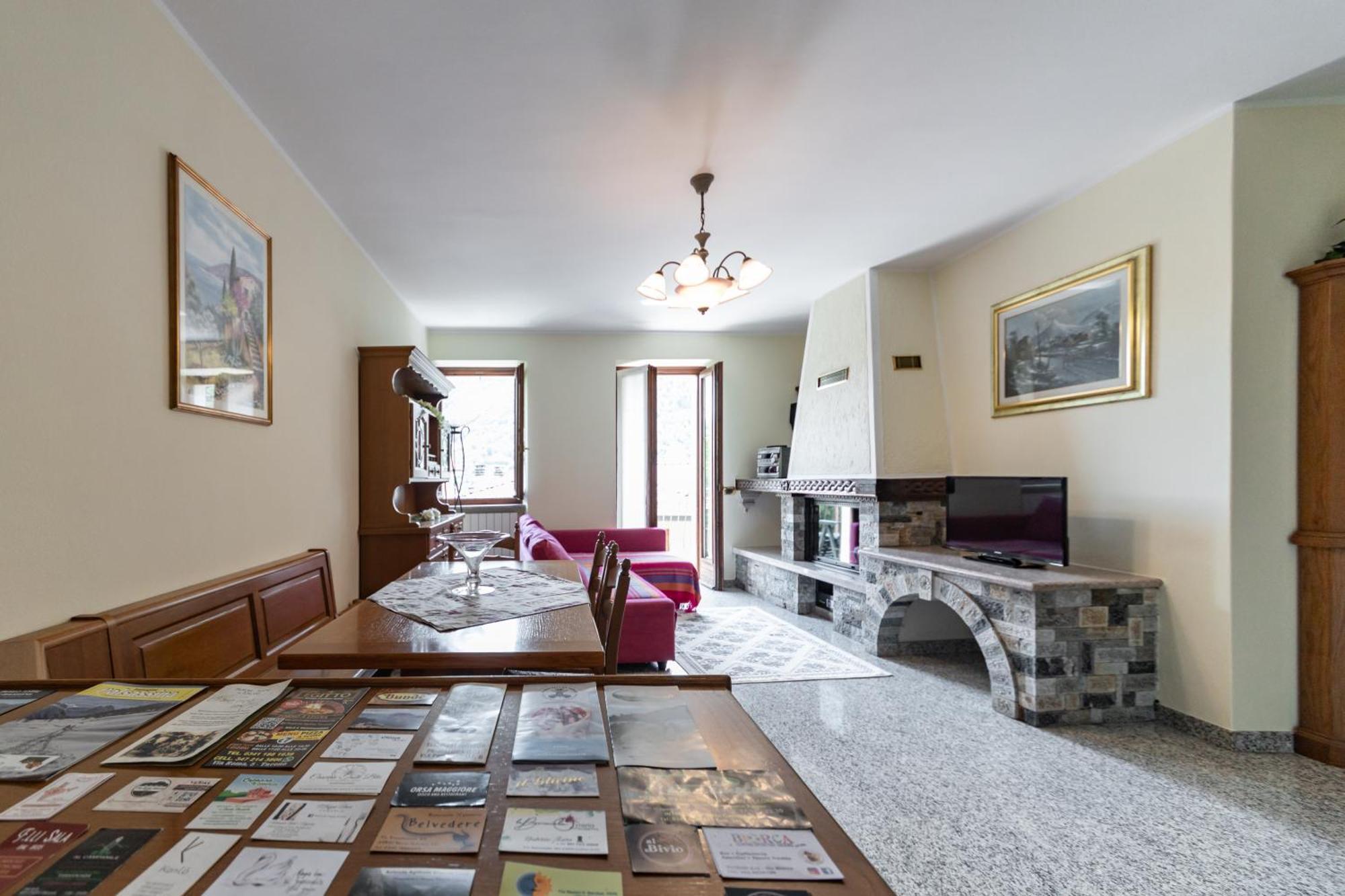 Appartamento Vista Grigna, Natura,Sport E Relax Primaluna Ngoại thất bức ảnh
