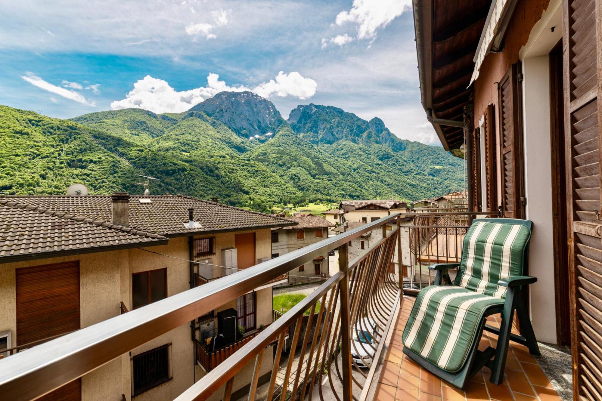 Appartamento Vista Grigna, Natura,Sport E Relax Primaluna Ngoại thất bức ảnh